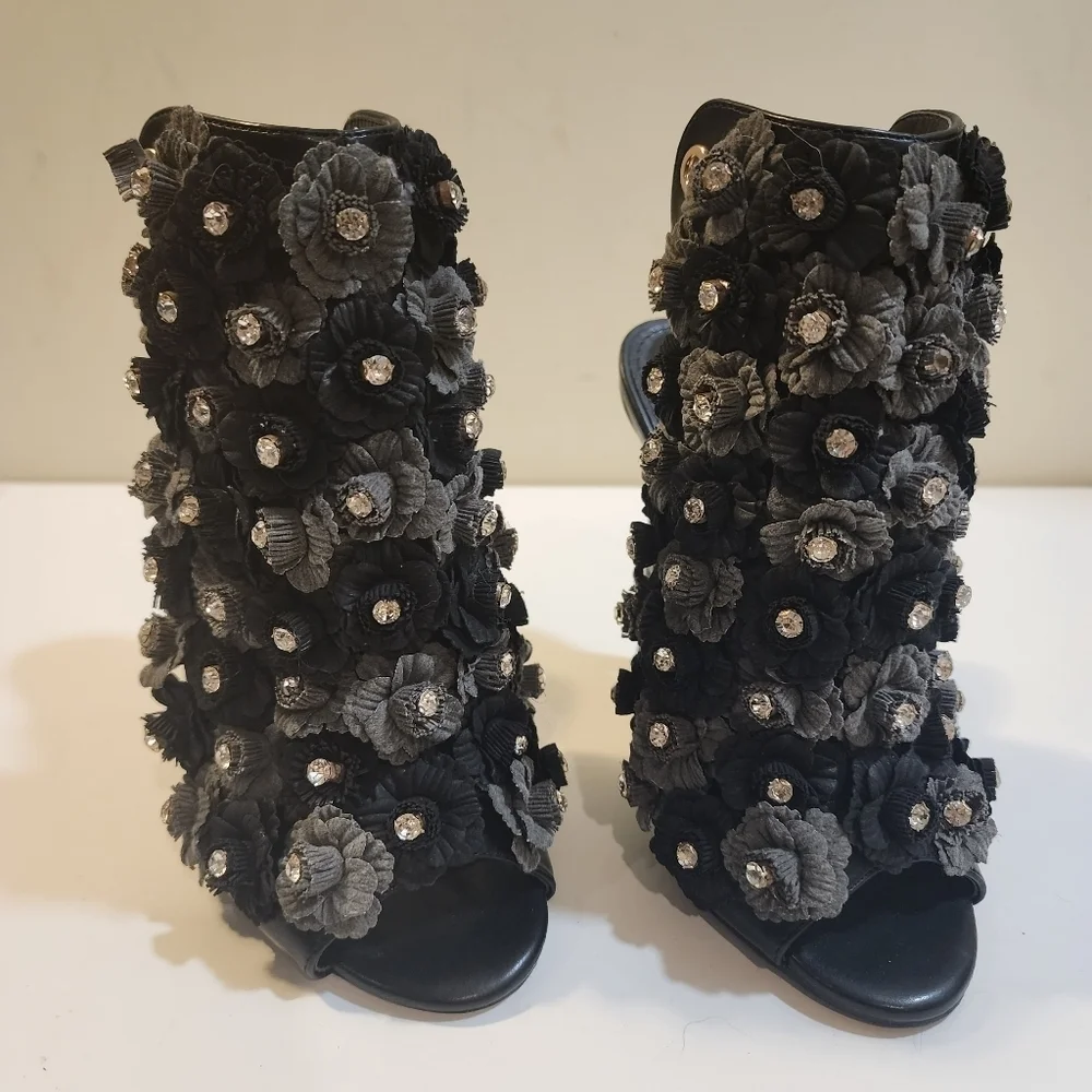 Viga Fiore May Flowers stilletos size 6